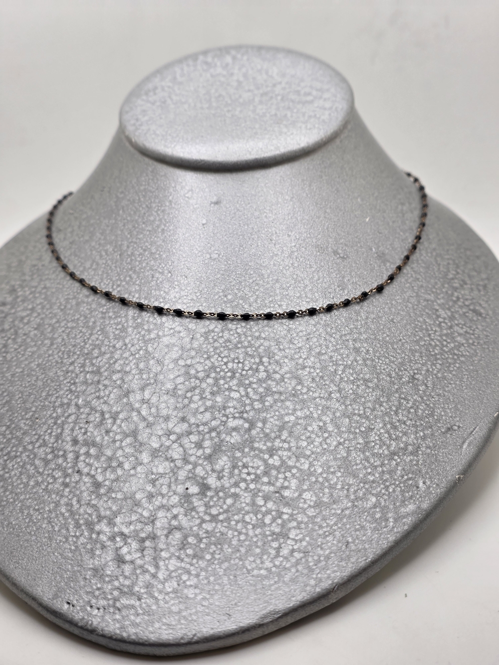 Minimalist Black Bead Choker Necklace for Women